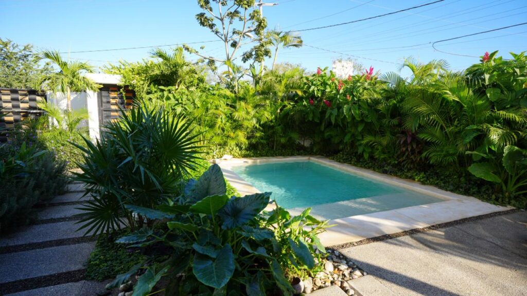 casa balam
la cruz 
philos