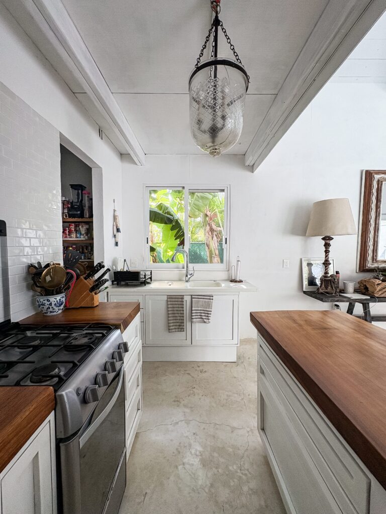 cocina-equipada-fully-equipped-kitchen-casa-blanca-flamingos-riviera-nayarit-philos-real-estate