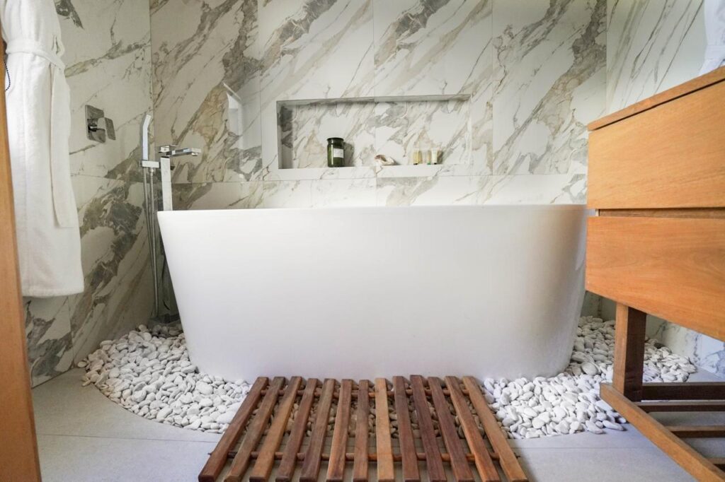 Local-realtor-professional-expert-best-realtor-extra-mile-philos-la-cruz-real-estate-realty-for-sale-la-cruz-de-huanacaxtle-bucerias-litibu-punta-de-mita-punta-de-burros-conchas-chinas-higuera-blanca-ethical-honest-experienced-fully-bilingual-bonus-bonos-best-deal-discounts-trusts-fideicomisos-Investment-inversion-retiro-retirement-second-home-retired-condo-home-house-lot-land-real-estate-neighbourhood-relax-health-development-payments-plan-financing-easy-to-rent-ROI-large-english-speaking-community-simple-buying-process-legal-team-condos-for-sale-in-la-cruz-condominiums-for-sale-in-la-cruz-de-huanacaxtle-apartments-for-sale-in-la-cruz-alamar-zantamar-la-joya-de-huanacaxtle-punta-esmeralda-vaya-vaya-casa-pairo-formentera-montemar-crystal-cove-new-condos-for-sale-in-la-cruz-cheap-condos-for-sale-in-la-cruz-2-bedroom-condos-for-sale-in-la-cruz-3-bedroom-condos-for-sale-in-la-cruz-4-bedroom-condos-for-sale-in-la-cruz-1-bedroom-condos-for-sale-in-la-cruz-studios-for-sale-in-la-cruz-houses-for-sale-in-la-cruz-2-bedroom-houses-for-sale-in-la-cruz-3-bedroom-houses-for-sale-in-la-cruz-4-bedroom-houses-for-sale-in-la-cruz-1-bedroom-houses-for-sale-in-la-cruz-Multi-family-property-for-sale-in-la-cruz-commercial-property-for-sale-in-la-cruz-business-for-sale-in-la-cruz-opportunity-fire-sale-Bahia-de-banderas-banderas-bay-riviera-nayarit-mexico-pacific-coastal-living-beach-front- hillside-oceanside-puerto-vallarta-marina-riviera-nayarit-destination-hot-spot-waterfront-MLS-Sea-waves-ocean-sun-beach-sunset-sand-playa-marina-boats-sailboats-marlin-tuna-mahi-mahi-love-beach-lover-watersports-surf-swimming-Sunbath-sailing-relax-fishing-golf-healing-whale-watching-landscape-gastronomy-culinary-experience-high-standards-authentic-town-dream-refugio-sanctuary-traditional-pickleball-vibrant-mexican-connected-inviting-climate-friendly-hospitality-adventure-nature-secure-safe-natural-elements-chukum-frente-al-mar-amenidades-premium-pool-rooftop-heated-pool-gym-laundry-Ocean-view-marina view-boats-view-mountain-view-vista-al-mar-paradise-privileged-preferred-place-Community-secure-walking-distance-well-located-music-restaurants-foodies-Peaceful-affordable-cheap-luxury-furnished-unfirnished-new-fixxer-upper-guest-house-garage-workshop-palapa-pergola-outdoor-living-lightened-ventilated-private-privacy-mexican-style-contemporary-new-re-sale-pre-sale-traditional-modern-underground-parking-elevator-tennis-beach-lifestyle-services-hospital-banks-groceries-amenities-firepit-pet-friendly-administration-on-site-airport-home-office-nomads-work-away-work-in-paradise-work-remotly-ventas-bienes-raices-The-real-estate-market-in La-Cruz-de-Huanacaxtle-tends-to-be-vibrant,-with-a-mix-of-properties –ranging-from-luxury-beachfront-villas-to-more-modest-condos-cabo-punta-pelicanos-vista-pelicanos-nakawe-ocean-singer-velmar-nayri-alik-