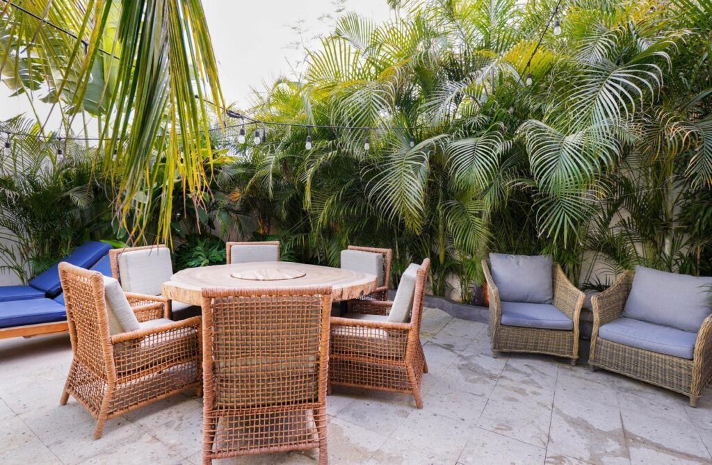 Local-realtor-professional-expert-best-realtor-extra-mile-philos-la-cruz-real-estate-realty-for-sale-la-cruz-de-huanacaxtle-bucerias-litibu-punta-de-mita-punta-de-burros-conchas-chinas-higuera-blanca-ethical-honest-experienced-fully-bilingual-bonus-bonos-best-deal-discounts-trusts-fideicomisos-Investment-inversion-retiro-retirement-second-home-retired-condo-home-house-lot-land-real-estate-neighbourhood-relax-health-development-payments-plan-financing-easy-to-rent-ROI-large-english-speaking-community-simple-buying-process-legal-team-condos-for-sale-in-la-cruz-condominiums-for-sale-in-la-cruz-de-huanacaxtle-apartments-for-sale-in-la-cruz-alamar-zantamar-la-joya-de-huanacaxtle-punta-esmeralda-vaya-vaya-casa-pairo-formentera-montemar-crystal-cove-new-condos-for-sale-in-la-cruz-cheap-condos-for-sale-in-la-cruz-2-bedroom-condos-for-sale-in-la-cruz-3-bedroom-condos-for-sale-in-la-cruz-4-bedroom-condos-for-sale-in-la-cruz-1-bedroom-condos-for-sale-in-la-cruz-studios-for-sale-in-la-cruz-houses-for-sale-in-la-cruz-2-bedroom-houses-for-sale-in-la-cruz-3-bedroom-houses-for-sale-in-la-cruz-4-bedroom-houses-for-sale-in-la-cruz-1-bedroom-houses-for-sale-in-la-cruz-Multi-family-property-for-sale-in-la-cruz-commercial-property-for-sale-in-la-cruz-business-for-sale-in-la-cruz-opportunity-fire-sale-Bahia-de-banderas-banderas-bay-riviera-nayarit-mexico-pacific-coastal-living-beach-front- hillside-oceanside-puerto-vallarta-marina-riviera-nayarit-destination-hot-spot-waterfront-MLS-Sea-waves-ocean-sun-beach-sunset-sand-playa-marina-boats-sailboats-marlin-tuna-mahi-mahi-love-beach-lover-watersports-surf-swimming-Sunbath-sailing-relax-fishing-golf-healing-whale-watching-landscape-gastronomy-culinary-experience-high-standards-authentic-town-dream-refugio-sanctuary-traditional-pickleball-vibrant-mexican-connected-inviting-climate-friendly-hospitality-adventure-nature-secure-safe-natural-elements-chukum-frente-al-mar-amenidades-premium-pool-rooftop-heated-pool-gym-laundry-Ocean-view-marina view-boats-view-mountain-view-vista-al-mar-paradise-privileged-preferred-place-Community-secure-walking-distance-well-located-music-restaurants-foodies-Peaceful-affordable-cheap-luxury-furnished-unfirnished-new-fixxer-upper-guest-house-garage-workshop-palapa-pergola-outdoor-living-lightened-ventilated-private-privacy-mexican-style-contemporary-new-re-sale-pre-sale-traditional-modern-underground-parking-elevator-tennis-beach-lifestyle-services-hospital-banks-groceries-amenities-firepit-pet-friendly-administration-on-site-airport-home-office-nomads-work-away-work-in-paradise-work-remotly-ventas-bienes-raices-The-real-estate-market-in La-Cruz-de-Huanacaxtle-tends-to-be-vibrant,-with-a-mix-of-properties –ranging-from-luxury-beachfront-villas-to-more-modest-condos-cabo-punta-pelicanos-vista-pelicanos-nakawe-ocean-singer-velmar-nayri-alik-