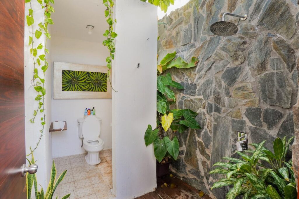 Local-realtor-professional-expert-best-realtor-extra-mile-philos-la-cruz-real-estate-realty-for-sale-la-cruz-de-huanacaxtle-bucerias-litibu-punta-de-mita-punta-de-burros-conchas-chinas-higuera-blanca-ethical-honest-experienced-fully-bilingual-bonus-bonos-best-deal-discounts-trusts-fideicomisos-Investment-inversion-retiro-retirement-second-home-retired-condo-home-house-lot-land-real-estate-neighbourhood-relax-health-development-payments-plan-financing-easy-to-rent-ROI-large-english-speaking-community-simple-buying-process-legal-team-condos-for-sale-in-la-cruz-condominiums-for-sale-in-la-cruz-de-huanacaxtle-apartments-for-sale-in-la-cruz-alamar-zantamar-la-joya-de-huanacaxtle-punta-esmeralda-vaya-vaya-casa-pairo-formentera-montemar-crystal-cove-new-condos-for-sale-in-la-cruz-cheap-condos-for-sale-in-la-cruz-2-bedroom-condos-for-sale-in-la-cruz-3-bedroom-condos-for-sale-in-la-cruz-4-bedroom-condos-for-sale-in-la-cruz-1-bedroom-condos-for-sale-in-la-cruz-studios-for-sale-in-la-cruz-houses-for-sale-in-la-cruz-2-bedroom-houses-for-sale-in-la-cruz-3-bedroom-houses-for-sale-in-la-cruz-4-bedroom-houses-for-sale-in-la-cruz-1-bedroom-houses-for-sale-in-la-cruz-Multi-family-property-for-sale-in-la-cruz-commercial-property-for-sale-in-la-cruz-business-for-sale-in-la-cruz-opportunity-fire-sale-Bahia-de-banderas-banderas-bay-riviera-nayarit-mexico-pacific-coastal-living-beach-front- hillside-oceanside-puerto-vallarta-marina-riviera-nayarit-destination-hot-spot-waterfront-MLS-Sea-waves-ocean-sun-beach-sunset-sand-playa-marina-boats-sailboats-marlin-tuna-mahi-mahi-love-beach-lover-watersports-surf-swimming-Sunbath-sailing-relax-fishing-golf-healing-whale-watching-landscape-gastronomy-culinary-experience-high-standards-authentic-town-dream-refugio-sanctuary-traditional-pickleball-vibrant-mexican-connected-inviting-climate-friendly-hospitality-adventure-nature-secure-safe-natural-elements-chukum-frente-al-mar-amenidades-premium-pool-rooftop-heated-pool-gym-laundry-Ocean-view-marina view-boats-view-mountain-view-vista-al-mar-paradise-privileged-preferred-place-Community-secure-walking-distance-well-located-music-restaurants-foodies-Peaceful-affordable-cheap-luxury-furnished-unfirnished-new-fixxer-upper-guest-house-garage-workshop-palapa-pergola-outdoor-living-lightened-ventilated-private-privacy-mexican-style-contemporary-new-re-sale-pre-sale-traditional-modern-underground-parking-elevator-tennis-beach-lifestyle-services-hospital-banks-groceries-amenities-firepit-pet-friendly-administration-on-site-airport-home-office-nomads-work-away-work-in-paradise-work-remotly-ventas-bienes-raices-The-real-estate-market-in La-Cruz-de-Huanacaxtle-tends-to-be-vibrant,-with-a-mix-of-properties –ranging-from-luxury-beachfront-villas-to-more-modest-condos-cabo-punta-pelicanos-vista-pelicanos-nakawe-ocean-singer-velmar-nayri-alik-