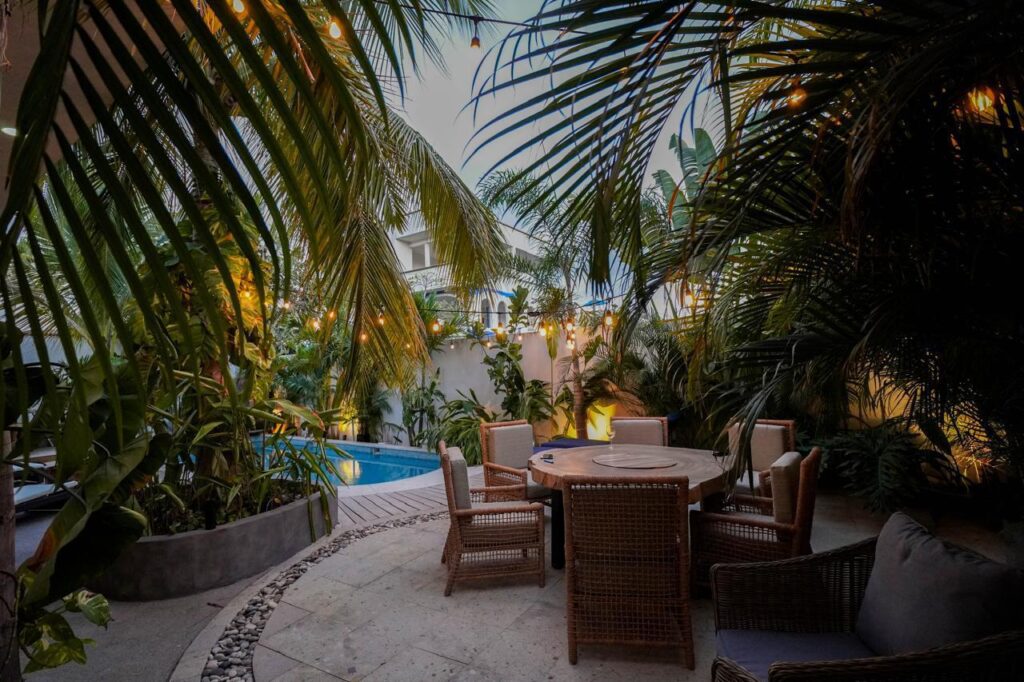 Local-realtor-professional-expert-best-realtor-extra-mile-philos-la-cruz-real-estate-realty-for-sale-la-cruz-de-huanacaxtle-bucerias-litibu-punta-de-mita-punta-de-burros-conchas-chinas-higuera-blanca-ethical-honest-experienced-fully-bilingual-bonus-bonos-best-deal-discounts-trusts-fideicomisos-Investment-inversion-retiro-retirement-second-home-retired-condo-home-house-lot-land-real-estate-neighbourhood-relax-health-development-payments-plan-financing-easy-to-rent-ROI-large-english-speaking-community-simple-buying-process-legal-team-condos-for-sale-in-la-cruz-condominiums-for-sale-in-la-cruz-de-huanacaxtle-apartments-for-sale-in-la-cruz-alamar-zantamar-la-joya-de-huanacaxtle-punta-esmeralda-vaya-vaya-casa-pairo-formentera-montemar-crystal-cove-new-condos-for-sale-in-la-cruz-cheap-condos-for-sale-in-la-cruz-2-bedroom-condos-for-sale-in-la-cruz-3-bedroom-condos-for-sale-in-la-cruz-4-bedroom-condos-for-sale-in-la-cruz-1-bedroom-condos-for-sale-in-la-cruz-studios-for-sale-in-la-cruz-houses-for-sale-in-la-cruz-2-bedroom-houses-for-sale-in-la-cruz-3-bedroom-houses-for-sale-in-la-cruz-4-bedroom-houses-for-sale-in-la-cruz-1-bedroom-houses-for-sale-in-la-cruz-Multi-family-property-for-sale-in-la-cruz-commercial-property-for-sale-in-la-cruz-business-for-sale-in-la-cruz-opportunity-fire-sale-Bahia-de-banderas-banderas-bay-riviera-nayarit-mexico-pacific-coastal-living-beach-front- hillside-oceanside-puerto-vallarta-marina-riviera-nayarit-destination-hot-spot-waterfront-MLS-Sea-waves-ocean-sun-beach-sunset-sand-playa-marina-boats-sailboats-marlin-tuna-mahi-mahi-love-beach-lover-watersports-surf-swimming-Sunbath-sailing-relax-fishing-golf-healing-whale-watching-landscape-gastronomy-culinary-experience-high-standards-authentic-town-dream-refugio-sanctuary-traditional-pickleball-vibrant-mexican-connected-inviting-climate-friendly-hospitality-adventure-nature-secure-safe-natural-elements-chukum-frente-al-mar-amenidades-premium-pool-rooftop-heated-pool-gym-laundry-Ocean-view-marina view-boats-view-mountain-view-vista-al-mar-paradise-privileged-preferred-place-Community-secure-walking-distance-well-located-music-restaurants-foodies-Peaceful-affordable-cheap-luxury-furnished-unfirnished-new-fixxer-upper-guest-house-garage-workshop-palapa-pergola-outdoor-living-lightened-ventilated-private-privacy-mexican-style-contemporary-new-re-sale-pre-sale-traditional-modern-underground-parking-elevator-tennis-beach-lifestyle-services-hospital-banks-groceries-amenities-firepit-pet-friendly-administration-on-site-airport-home-office-nomads-work-away-work-in-paradise-work-remotly-ventas-bienes-raices-The-real-estate-market-in La-Cruz-de-Huanacaxtle-tends-to-be-vibrant,-with-a-mix-of-properties –ranging-from-luxury-beachfront-villas-to-more-modest-condos-cabo-punta-pelicanos-vista-pelicanos-nakawe-ocean-singer-velmar-nayri-alik- 9