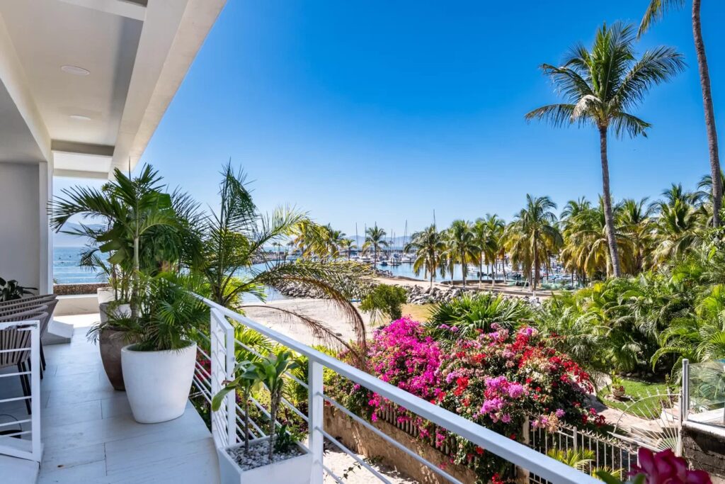 2e3d650c-384a-4d62-8720-08a0cd909d9a (1)