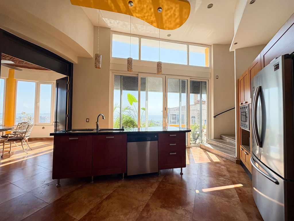 cocina-equipada-fully-equipped-kitchen-casa-dorada-monte-calvario-la-cruz-de-huanacaxtle-philos