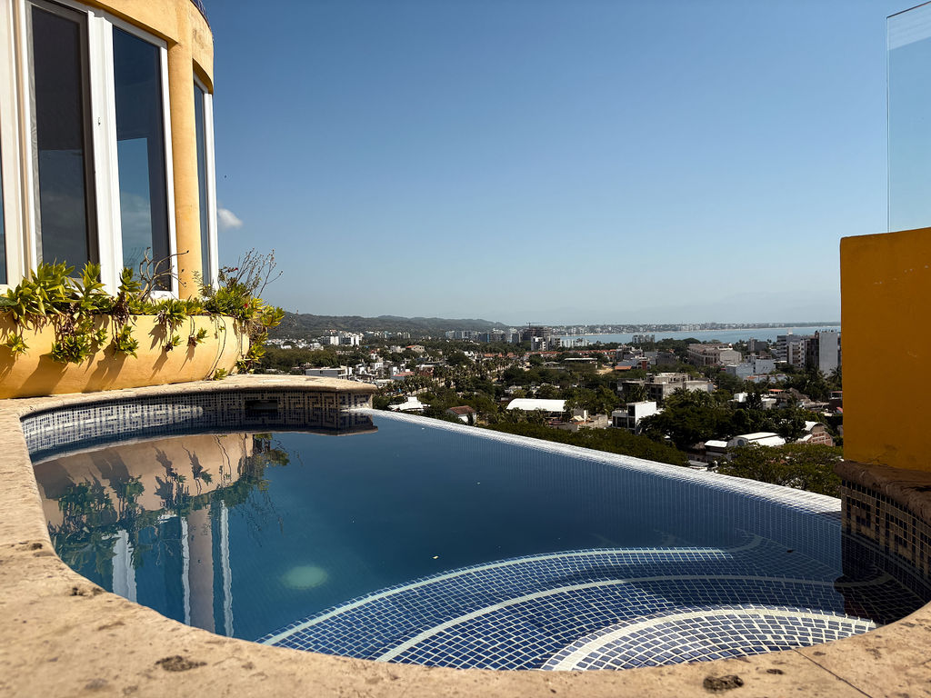 piscina-con-vista-al-mar-pool-with-ocean-view-casa-dorada-monte-calvario-la-cruz-de-huanacaxtle--philos
