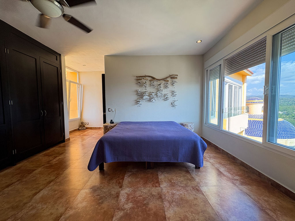 recamara-bedroom-closet-casa-dorada-con-vista-al-mar-ocean-view-monte-calvario-la-cruz-philos
