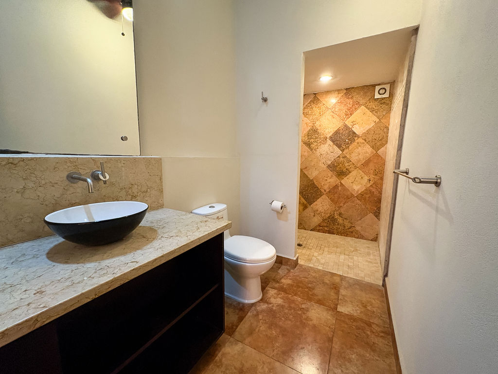 baño-completo-full-bathroom-marmol-marble-casa-dorada-monte-calvario-la-cruz-de-huanacaxtle-philos